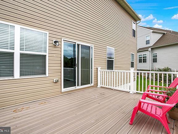 3rd image of 3 Barnhart Cir
