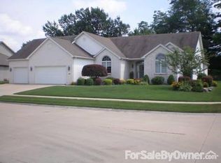 761 Waterford Ln, Decatur, IL 62526