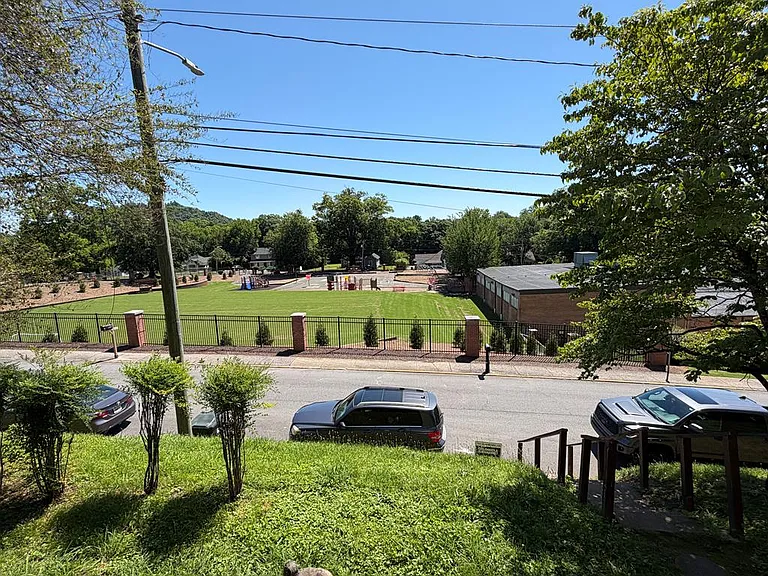 807 Trammell St — Photo 17