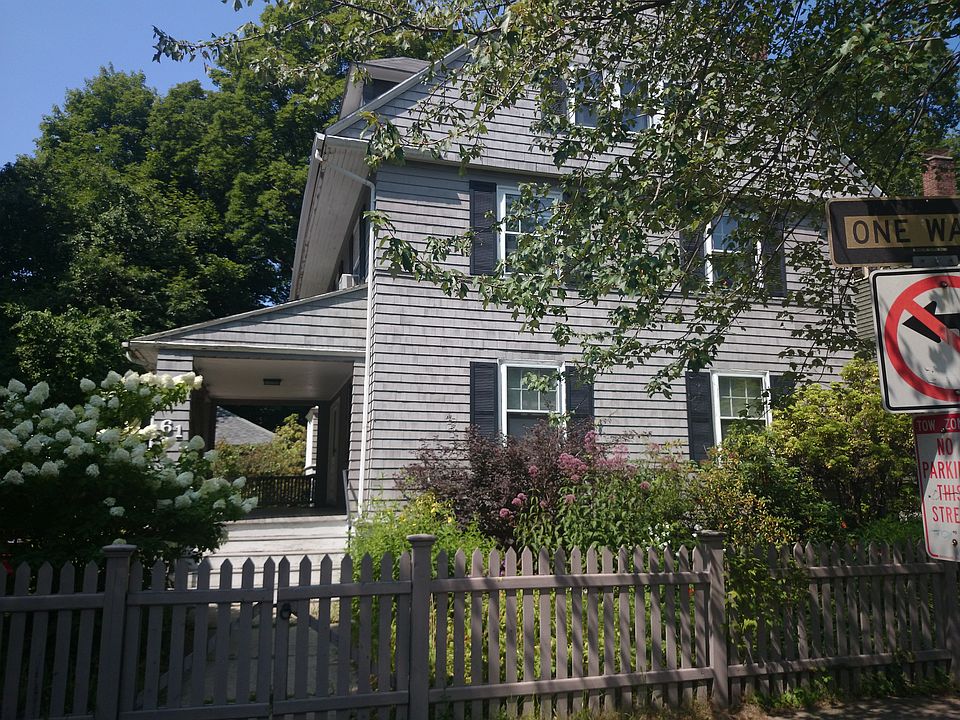2nd image of 61 Crowninshield Rd