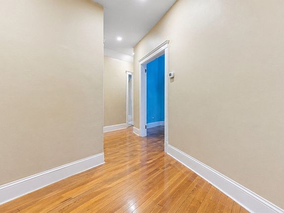 4th image of 21 Sutherland Rd APT 6