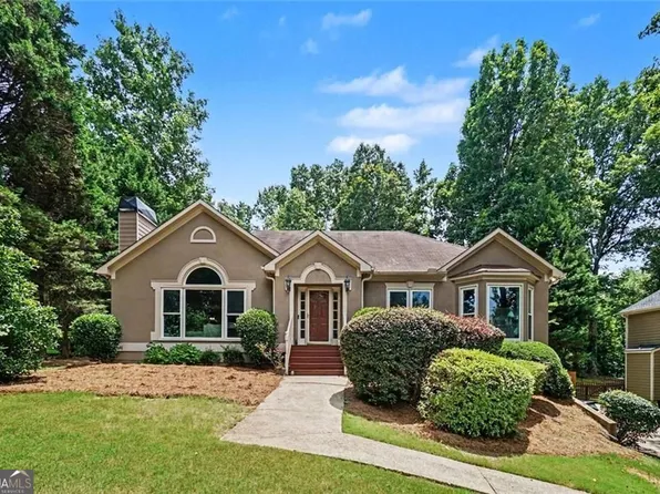 148 Stanbrough Dr, Dallas, GA 30157