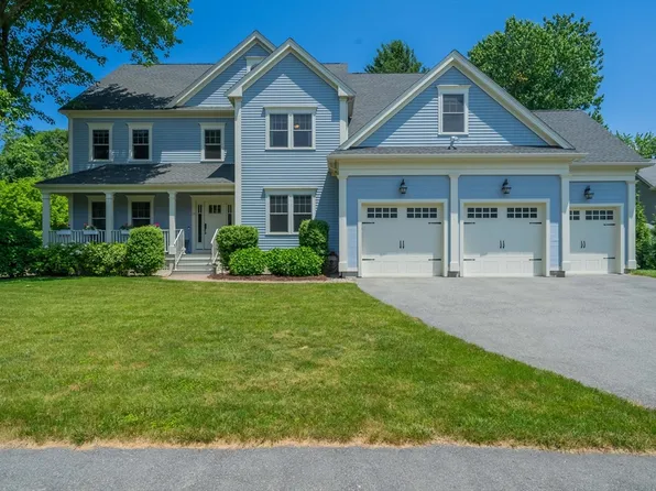 15 Hickory St, Lexington, MA 02421