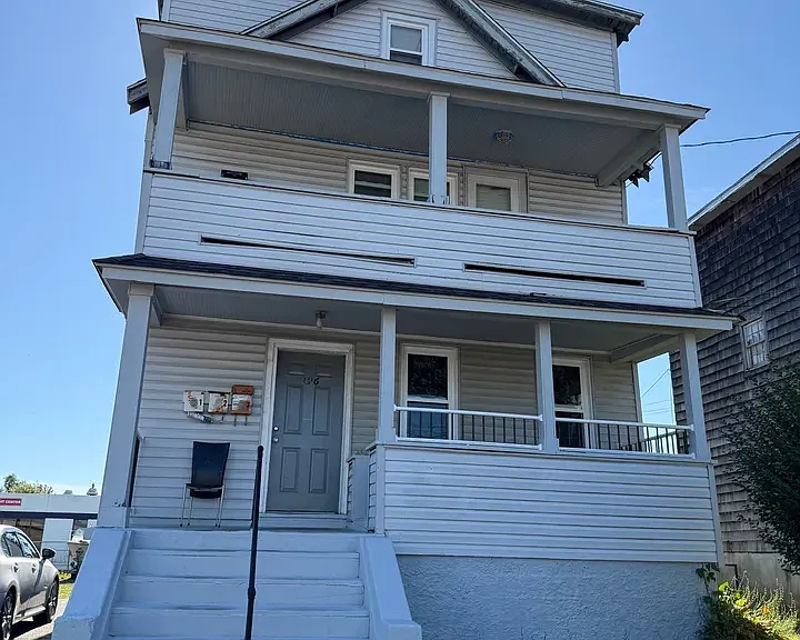 196 Avon St #1 — Photo 1