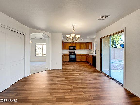 4th image of 42706 W ANNE Lane