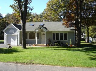 200 Central Ave, Bohemia, NY 11716