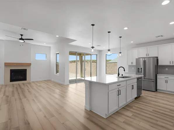 62 Cadena Loop, Los Alamos, NM 87544