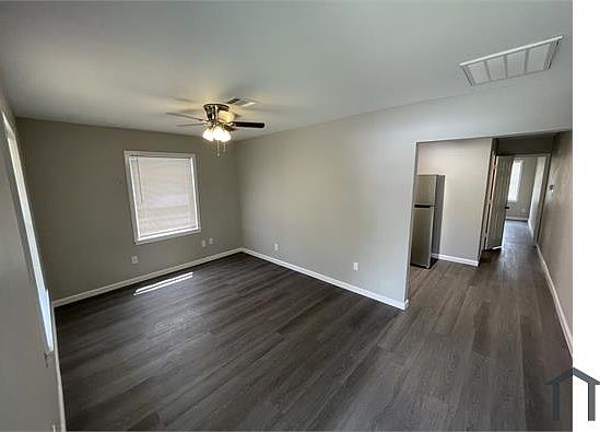 3rd image of 1904 11th St #1