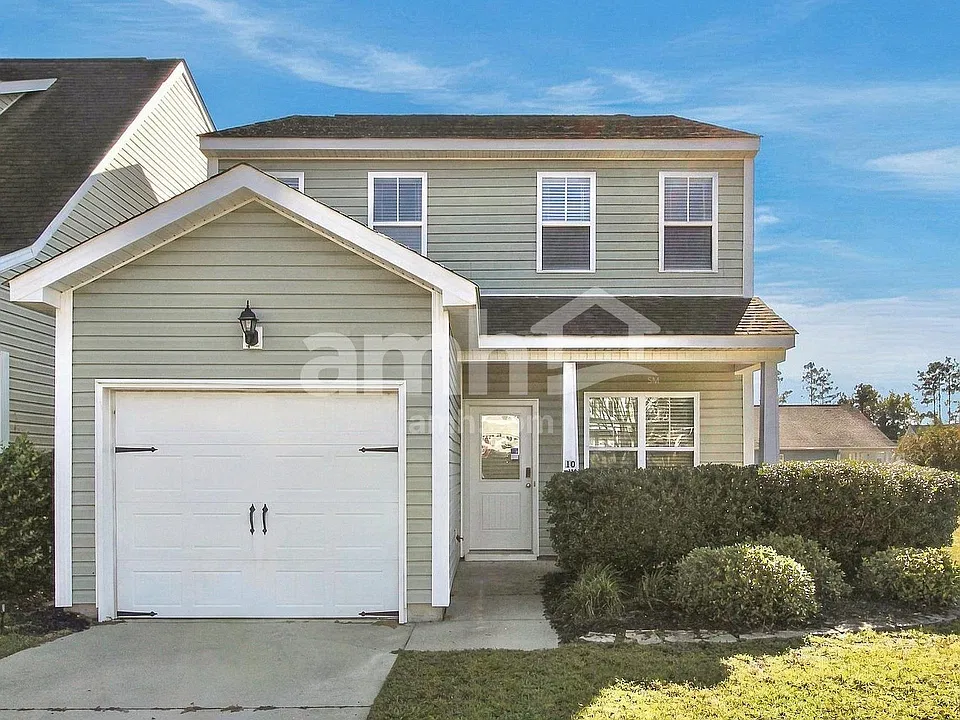 10 Thornbury Dr