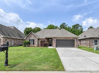 23283 Mango Dr, Denham Springs, LA 70726