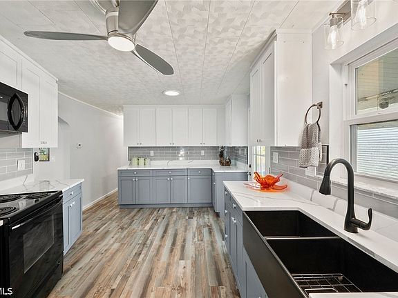 4th image of 204 Sun Cir
