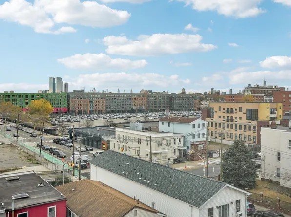 1 Mallory Avenue image 24 of 25