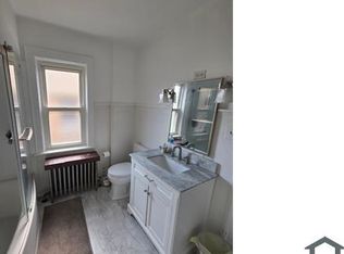 324 E Elizabeth St #1, Pittsburgh, PA 15207