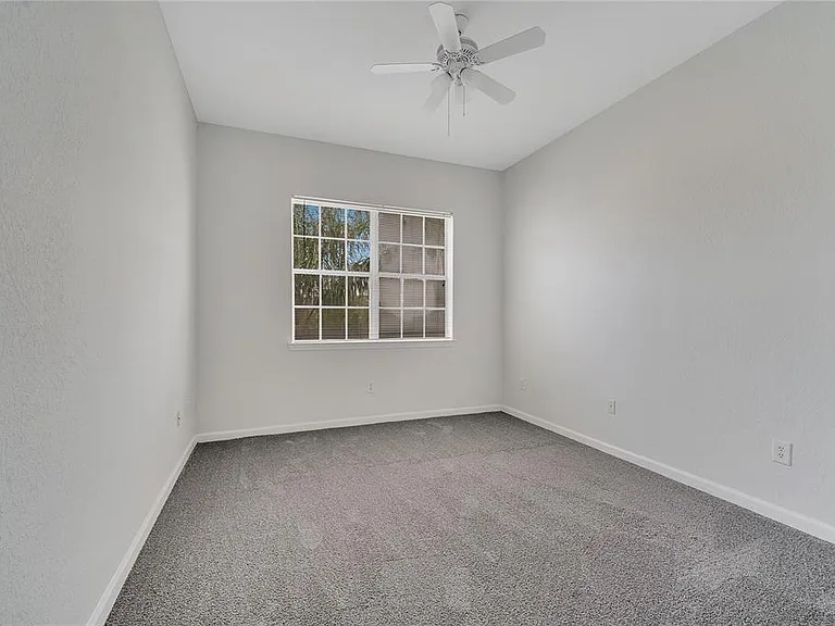 817 Terrace Ridge Cir #817 — Photo 21