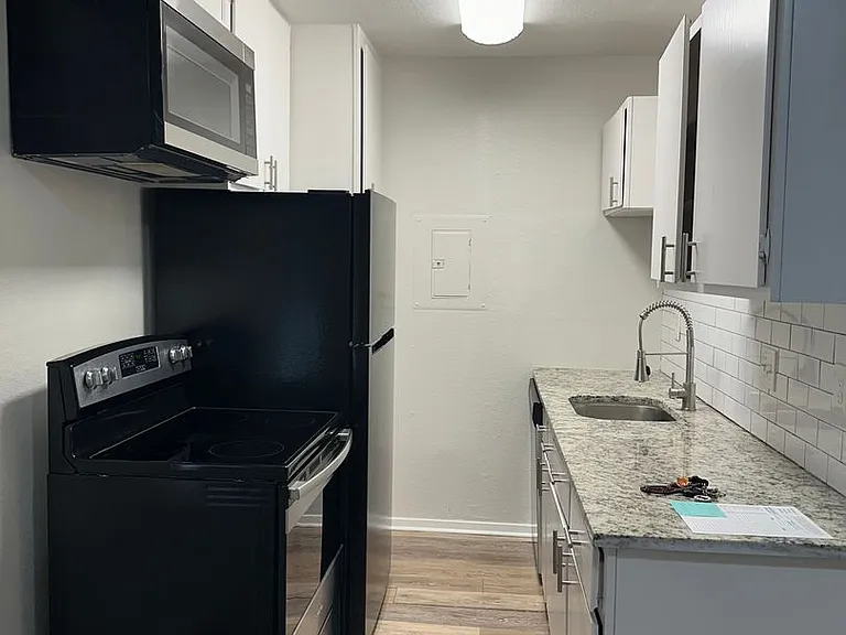 1105-1107 Uta Blvd — Photo 17