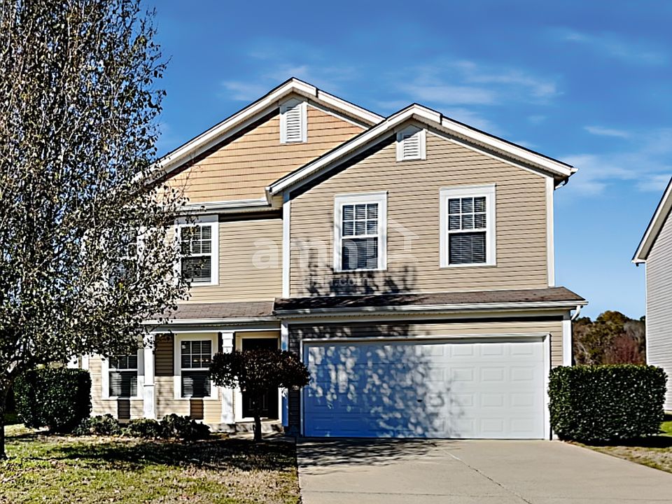 1st image of 3055 Hidden Creek Dr