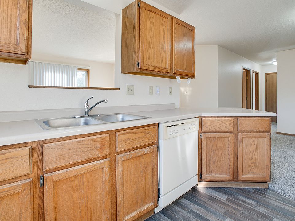 Dock 9 Apartments Kitchen
