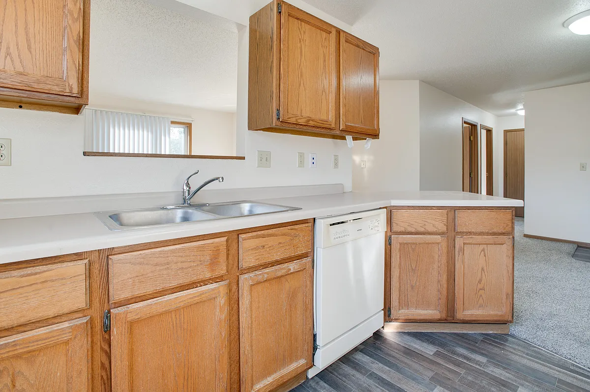 Dock 9 Apartments Kitchen - 4339 9th Avenue Cir S