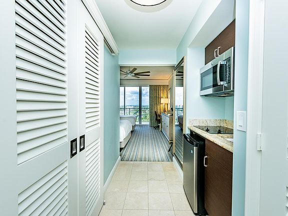 2nd image of 455 Grand Bay Dr #870