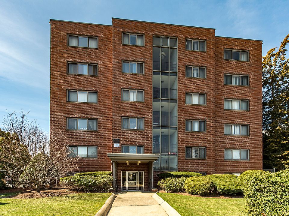 1st image of 898 Massachusetts Ave APT 40