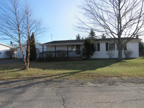10327 7th St, Oscoda, MI 48750