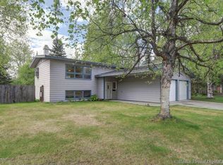 2926 Wentworth St, Anchorage, AK 99508