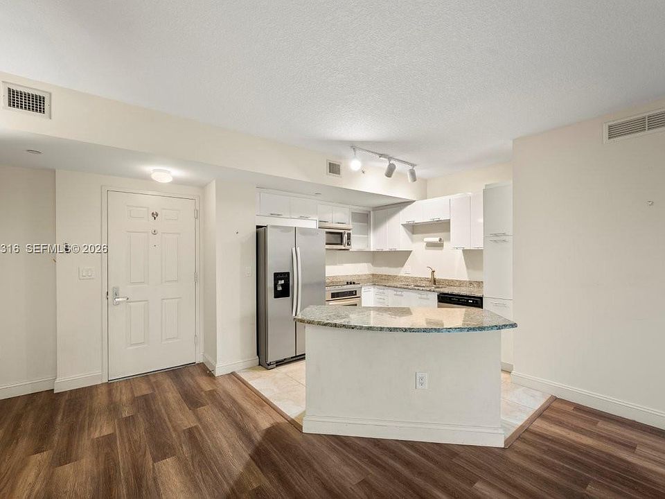 1st image of 510 NW 84th Ave APT 241