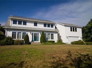 45 S Cliff Dr, Narragansett, RI 02882