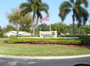 22190 E Cameo Dr, Boca Raton, FL 33433
