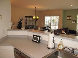 kitchen/dining