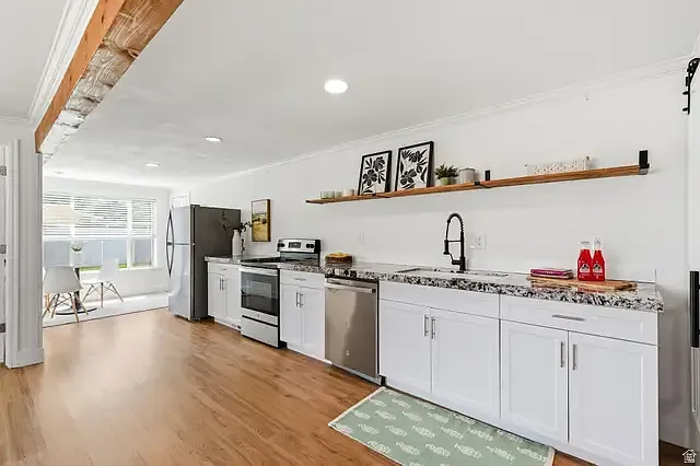 1212 N Buccaneer Dr