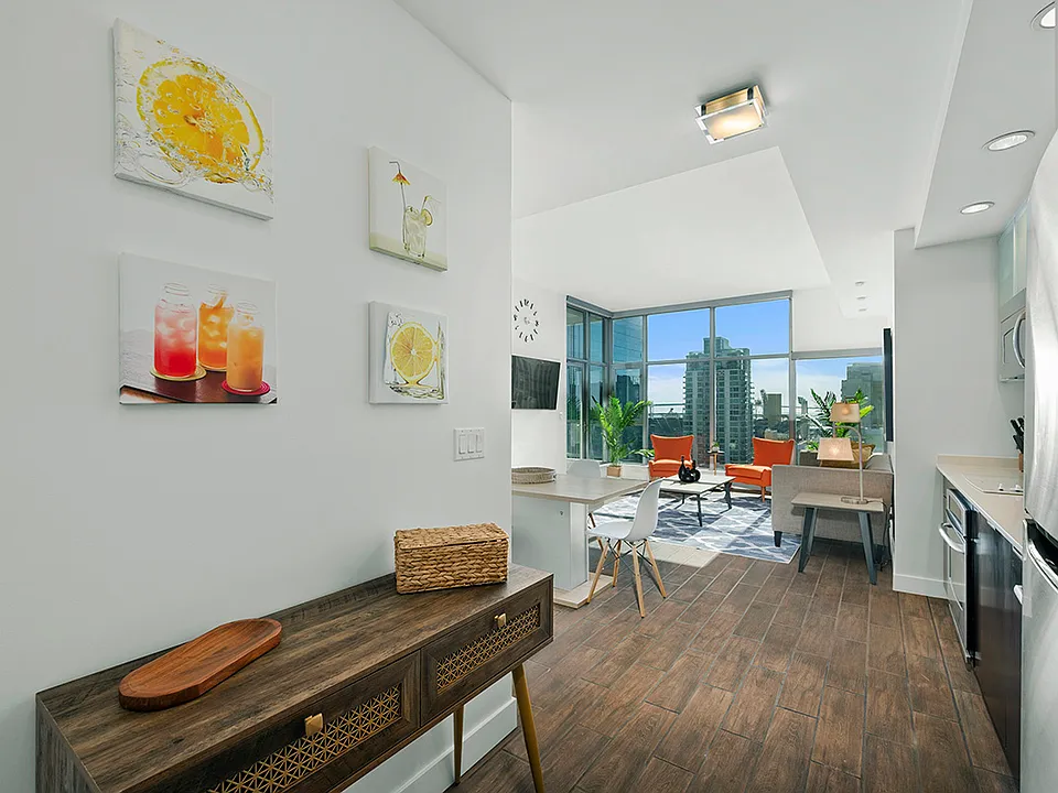575 Sixth Avenue Trl #1204