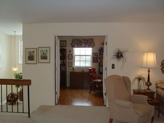 5th image of 1441 Greens Ct