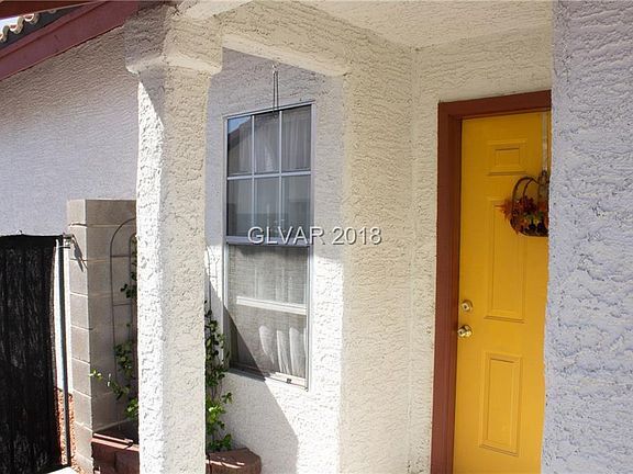3rd image of 6209 Caprino Ave