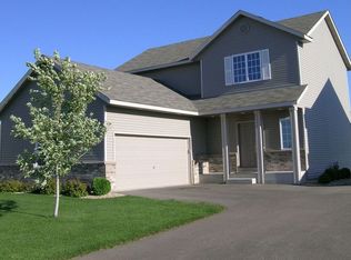 1605 Philipp Way, Shakopee, MN 55379