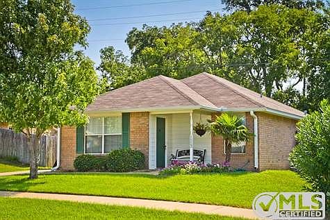 1st image of 1113 Woodlands Park Dr