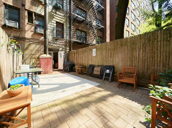 410 East 64th Street image 1 of 11