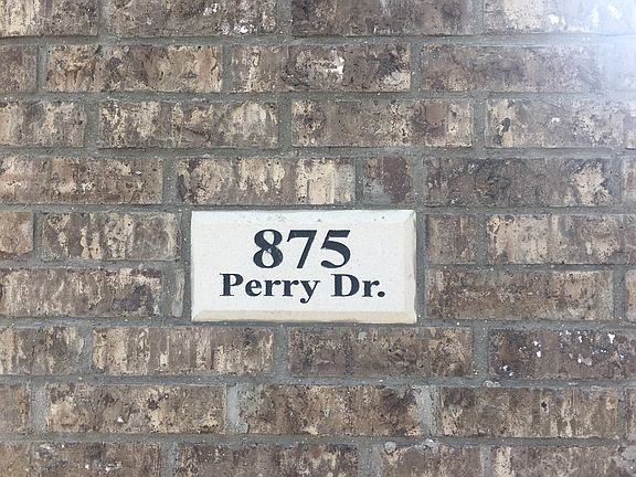 2nd image of 875 Perry Dr