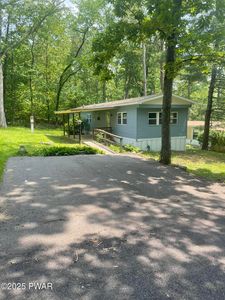 122 Bartion Ct, Bartonsville, PA, 18321