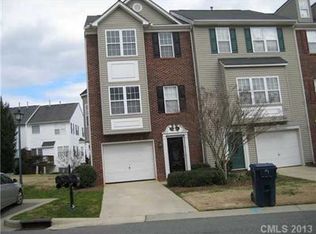 324 Rock Ridge Ln, Mount Holly, NC 28120