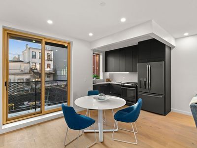 406 Midwood St #2B, Brooklyn, NY, 11225