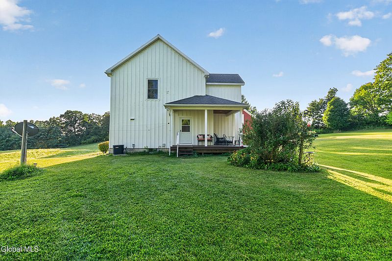 4th image of 707 Edie Road