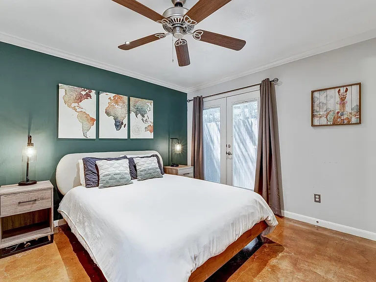 1100 Azie Morton Rd #1102 — Photo 16