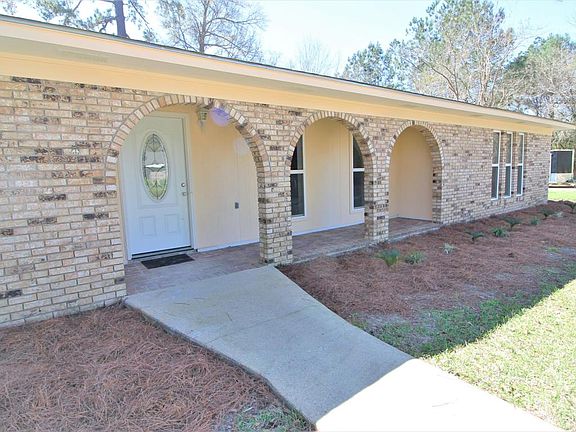 3rd image of 2610 Sunset Dr