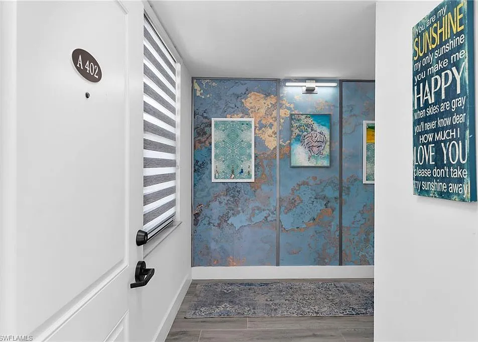 2 bed, 2.0 bath, 1074 sqft, $7,000 — Photo 3