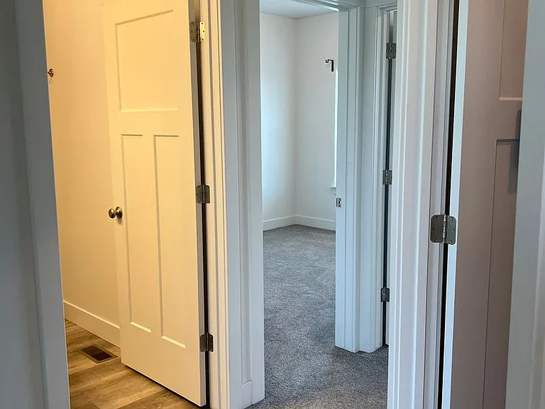 835 S 2380 W — Photo 34