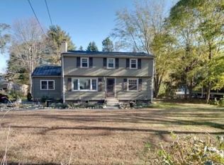 562 Norfolk St, Holliston, MA 01746