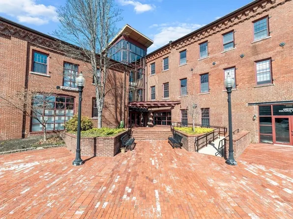 39 Millyard Unit 202, Amesbury, MA 01913