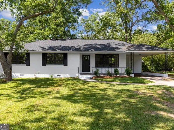 163 Grove St, Barnesville, GA 30204