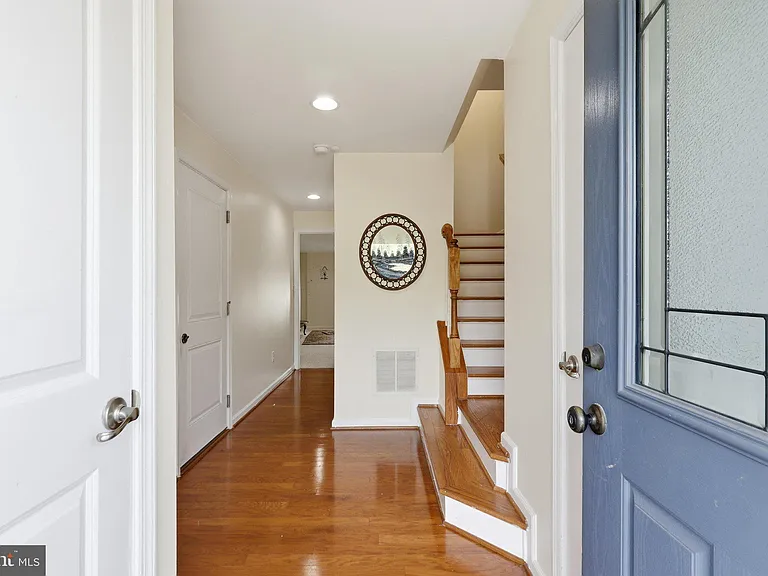 10739 Hinton Way — Photo 4